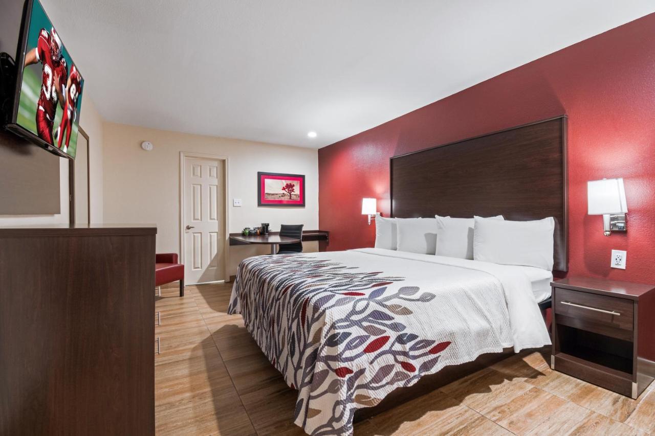 Red Roof Inn Houston - Spring North Eksteriør bilde